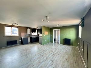 Photo 8- click for photo gallery